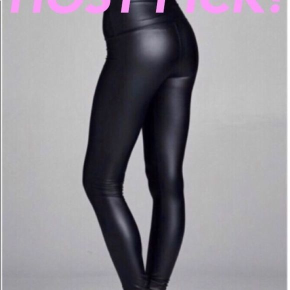 FAUX LEATHER HIGH WAISTED LEGGINGS - Picture 5 of 6